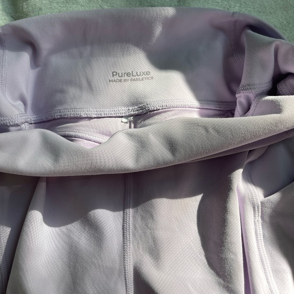 Fabletics legging - Picture 2 of 4